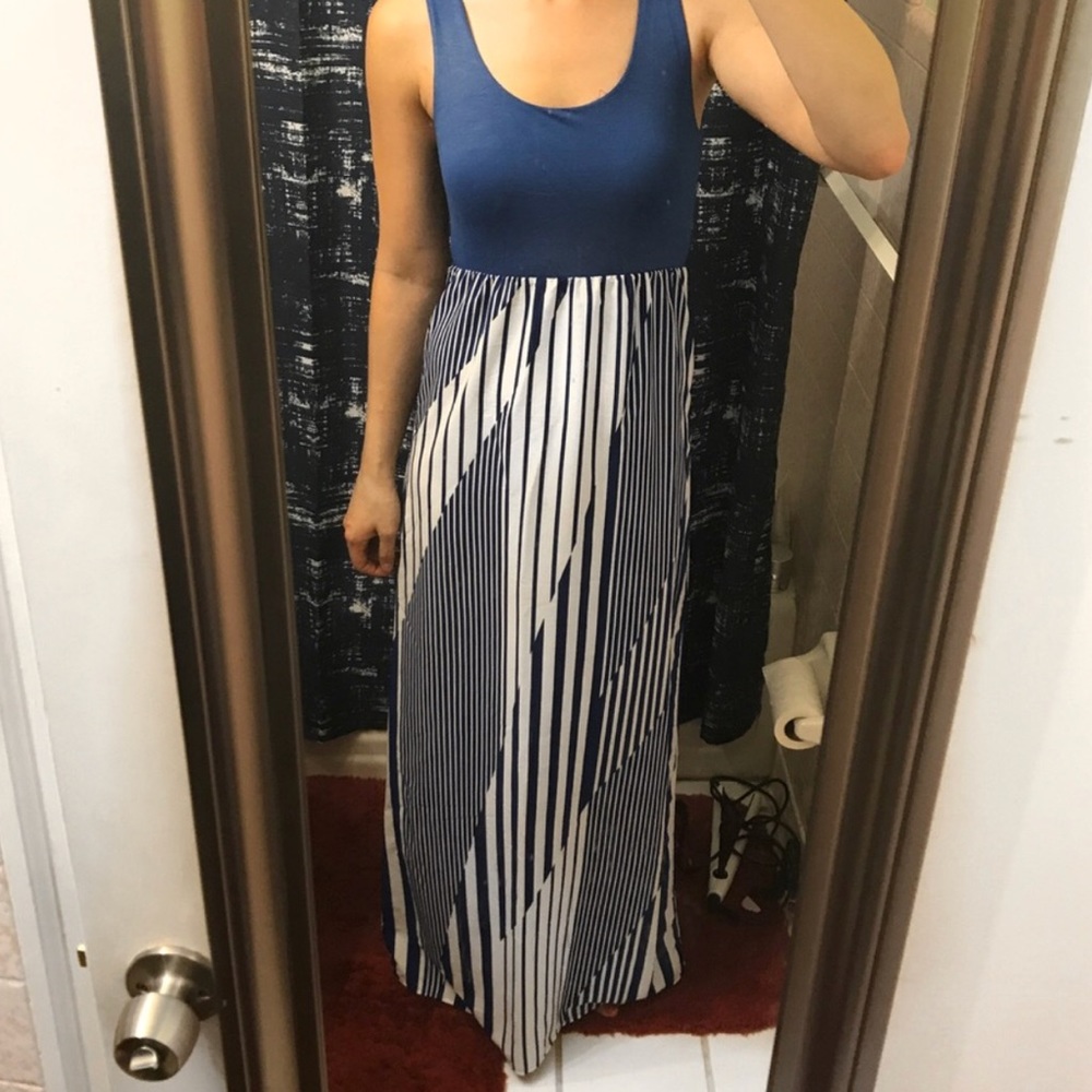 Maxi dress